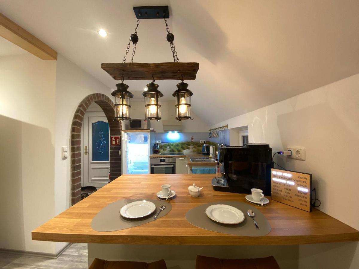 Ferienwohnung Gulfhaus, Mit Sauna Und Grossem Garten Apen Dış mekan fotoğraf
